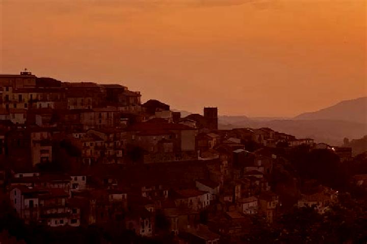 escort Monterosso Calabro