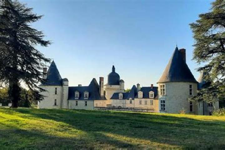 escort Monthou-sur-Cher