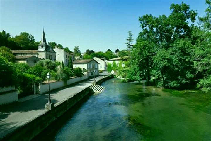 escort Montignac-Charente