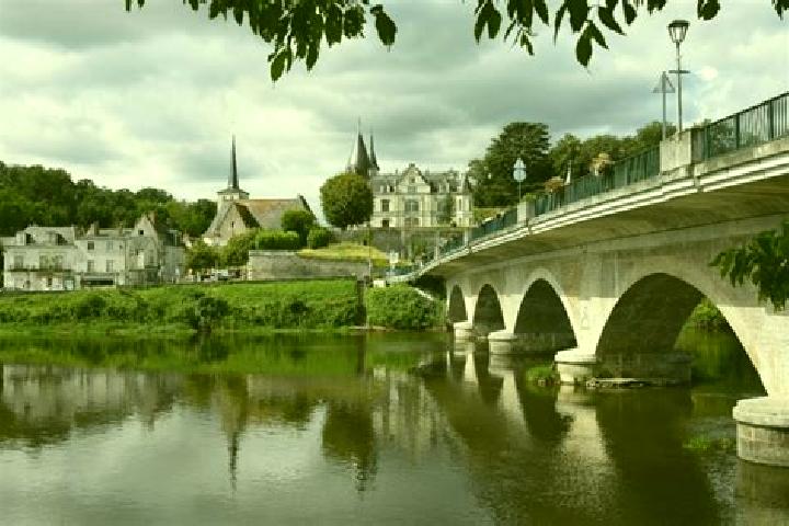 escort Montlouis-sur-Loire