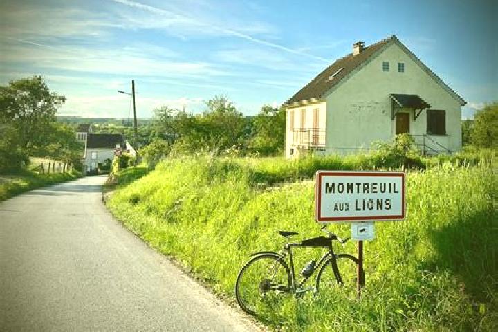 escort Montreuil-aux-Lions