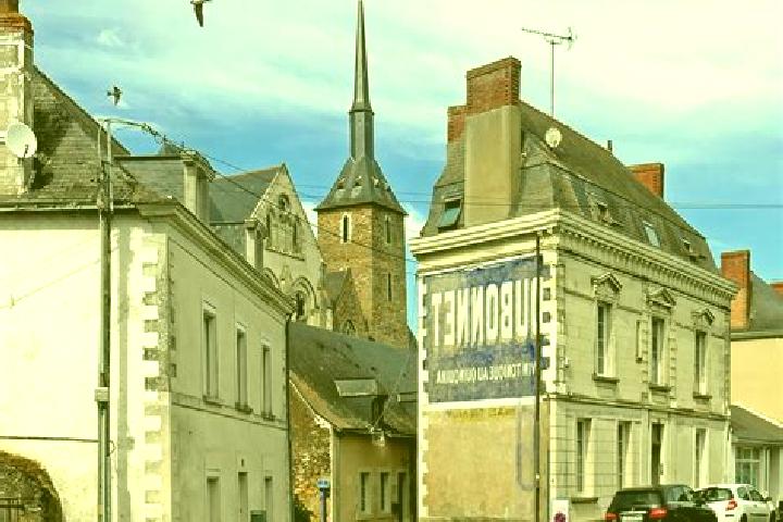 escort Montreuil-sur-Maine