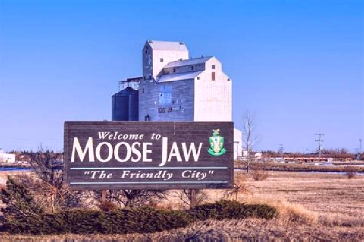 escort Moose Jaw