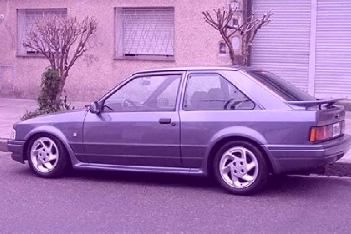 escort Moreac