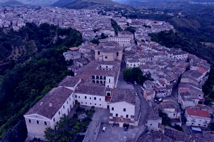 escort Mormanno