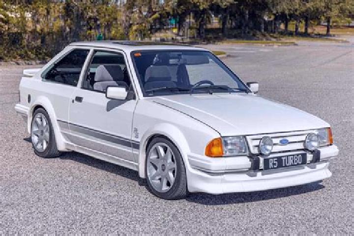 escort Mosta