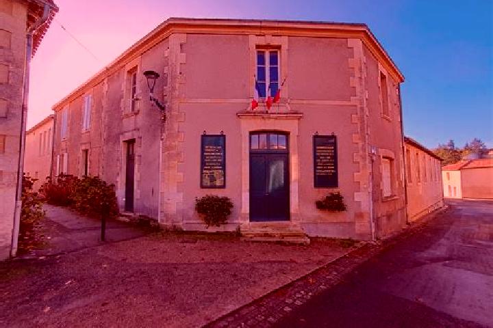 escort Mouilleron-en-Pareds