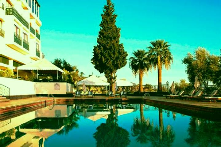 escort Moulay Bouchta
