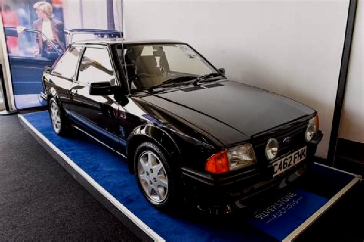 escort Mouldsworth