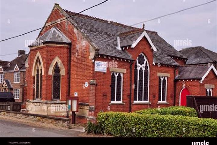 escort Moulton Chapel