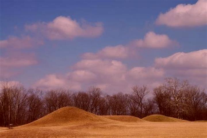 escort Mounds