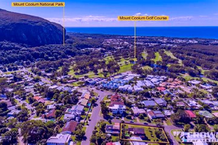 escort Mount Coolum