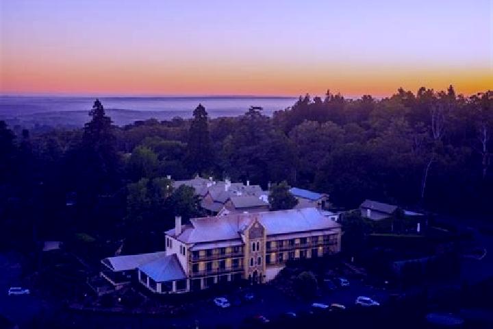 escort Mount Lofty