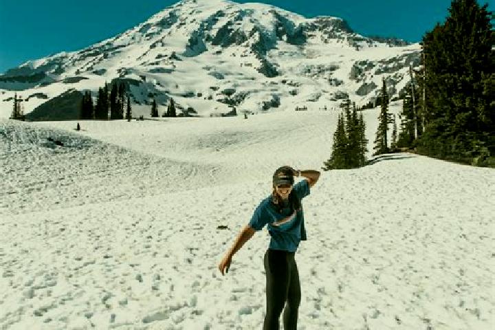 escort Mount Rainier
