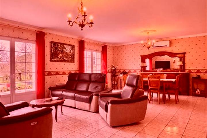 escort Mouthiers-sur-Boeme