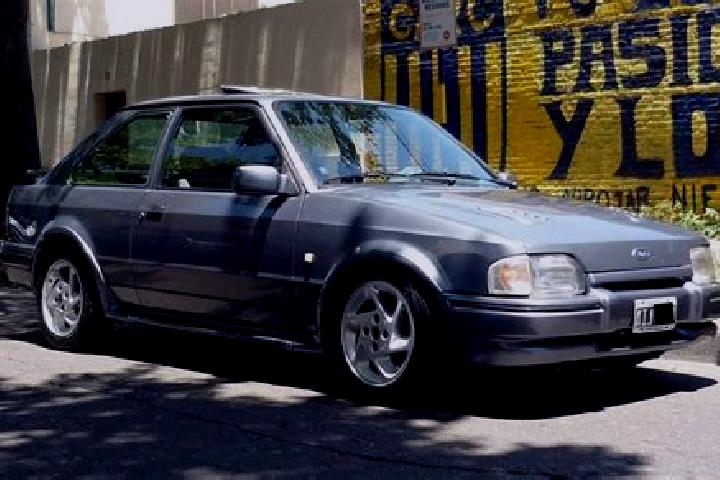 escort Mouxy