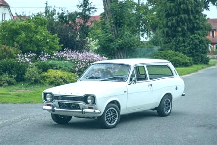 escort Moyross