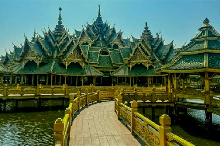 escort Muang Hongsa