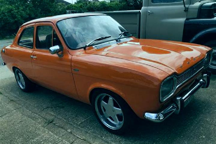 escort Mundelsheim