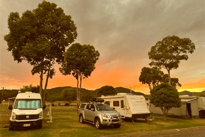 escort Murrurundi