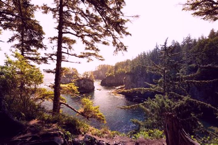 escort Neah Bay