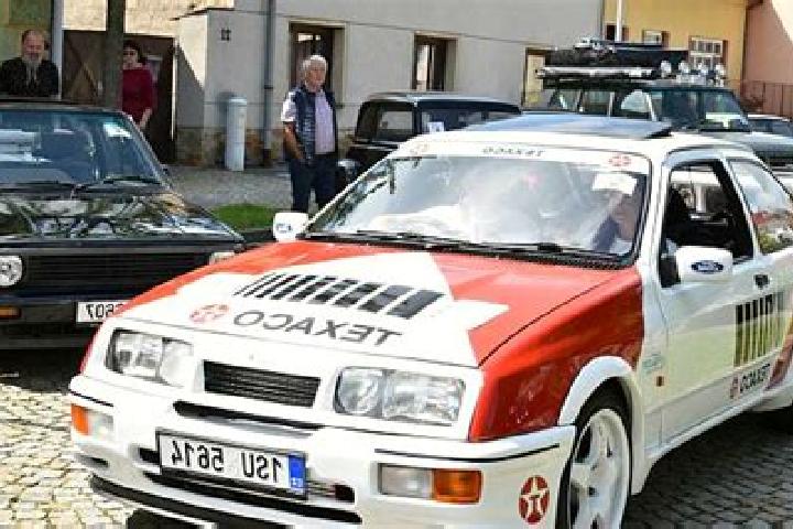 escort Nemcice nad Hanou