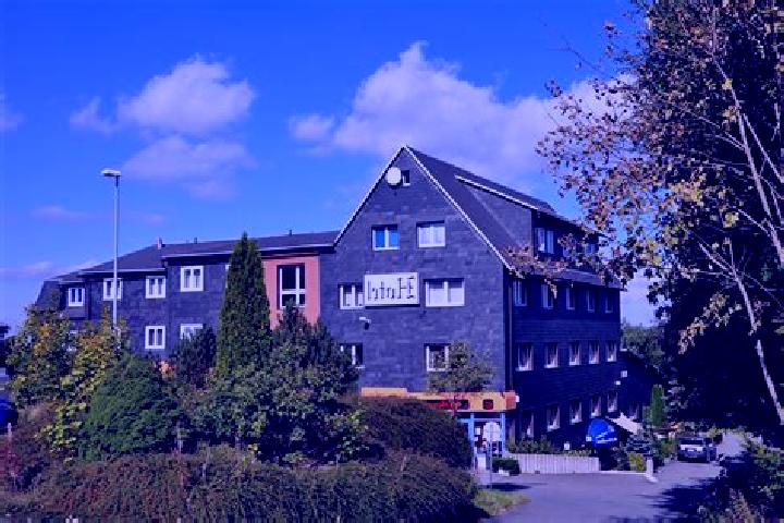 escort Neuhaus am Rennweg