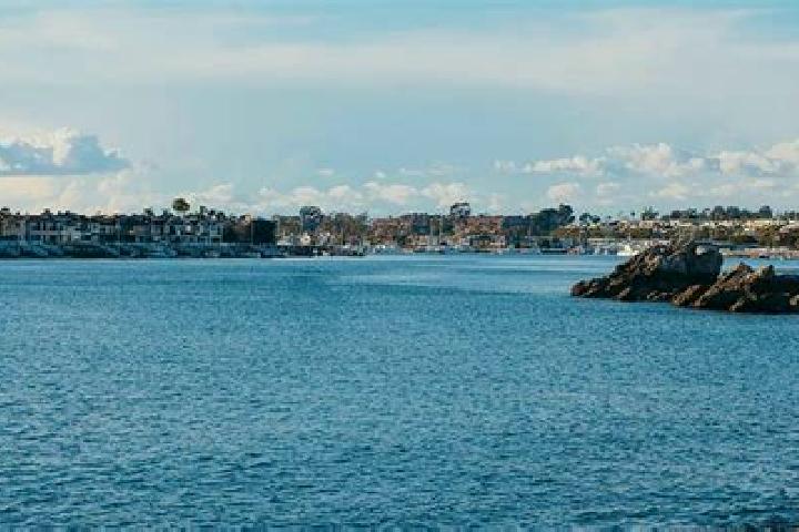 escort Newport Beach