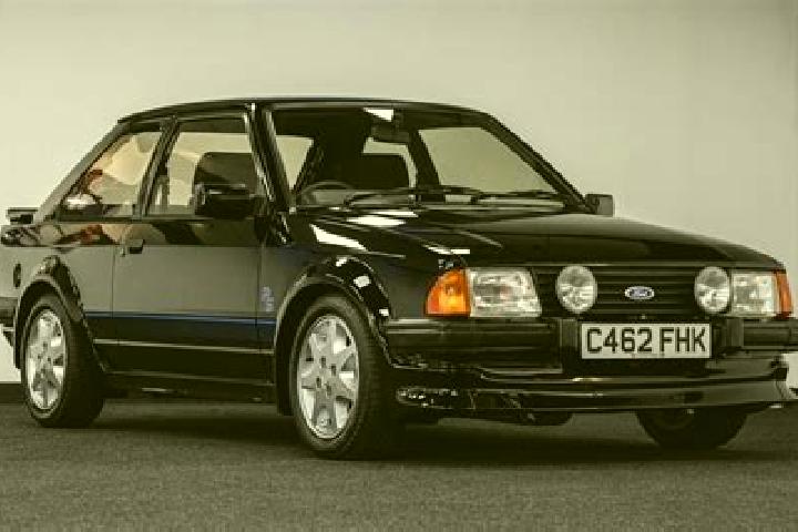 escort Nipoa