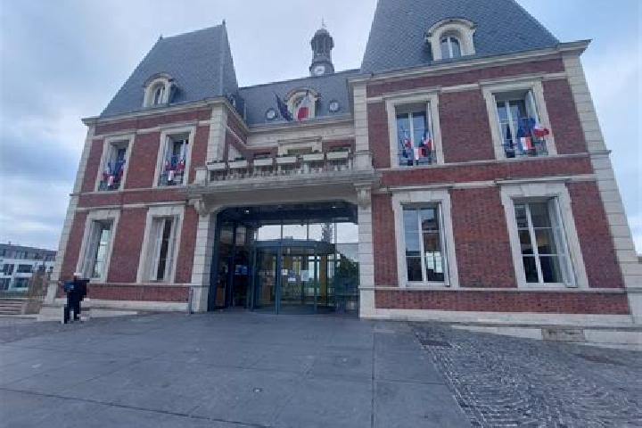 escort Noisy-sur-Oise