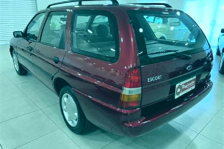 escort Nova Bana