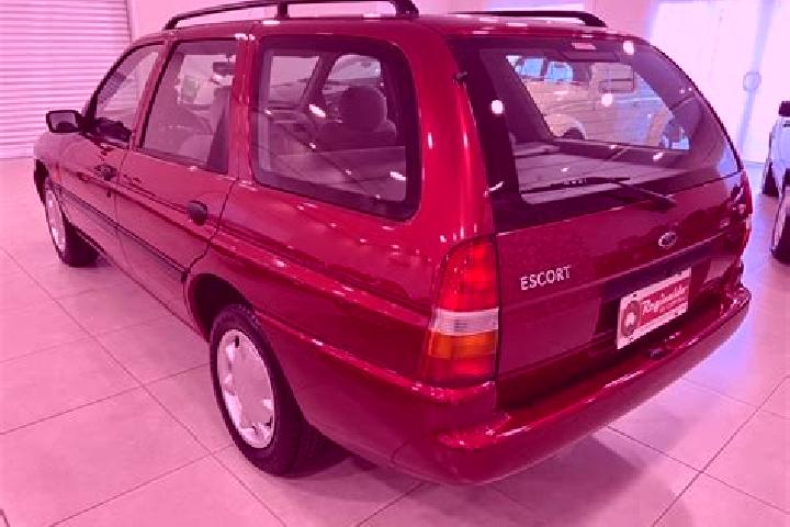 escort Nova Crixas
