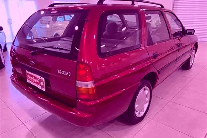 escort Nova Dmytrivka