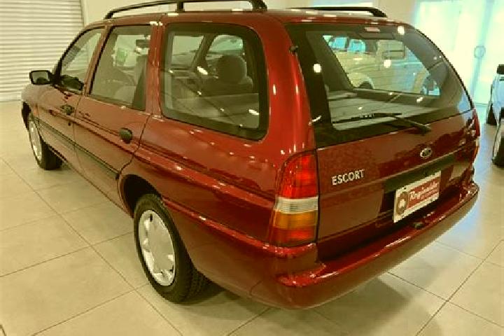 escort Nova Kapela