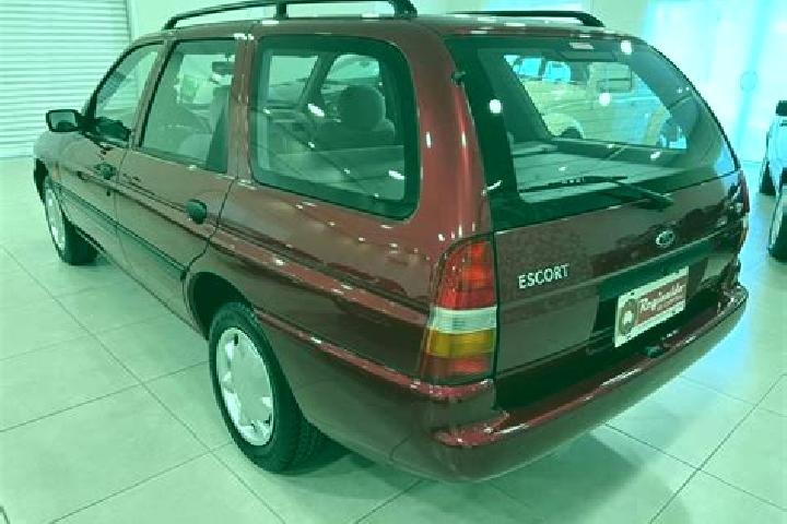 escort Nova Levante