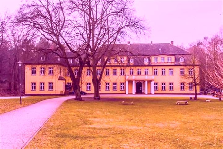 escort Nudersdorf