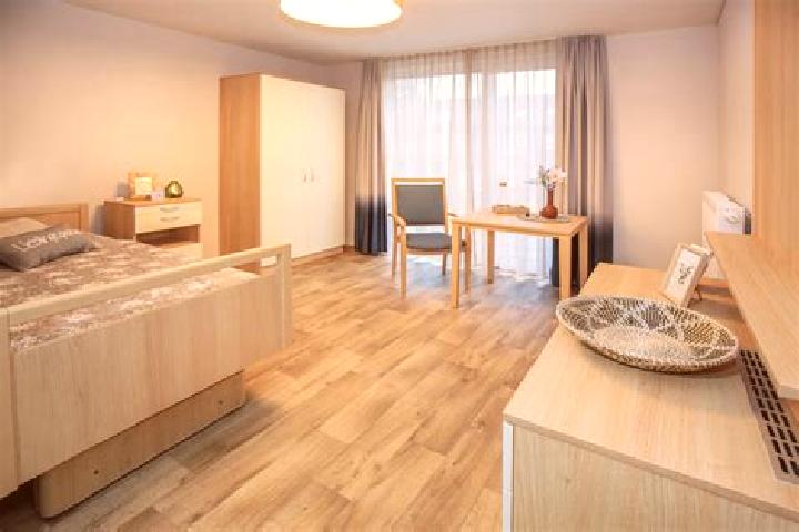 escort Oberwinterthur (Kreis 2) / Zinzikon