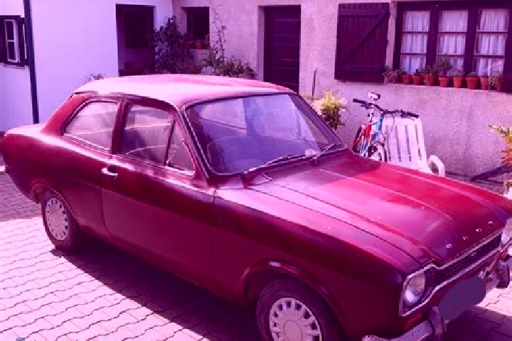 escort Oepura