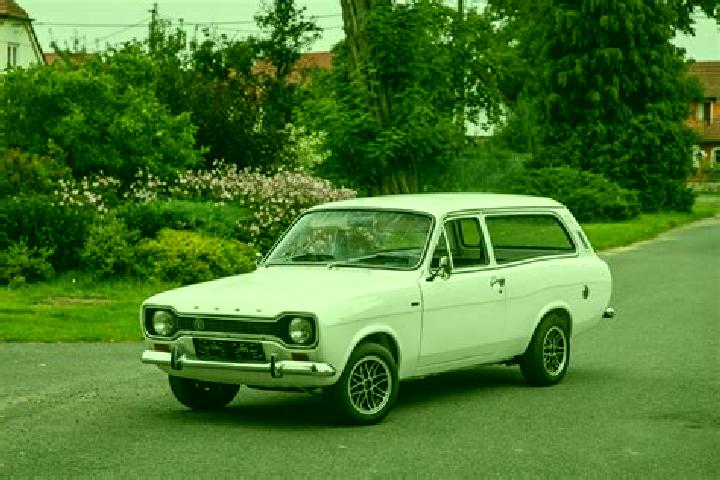 escort Oostkamp