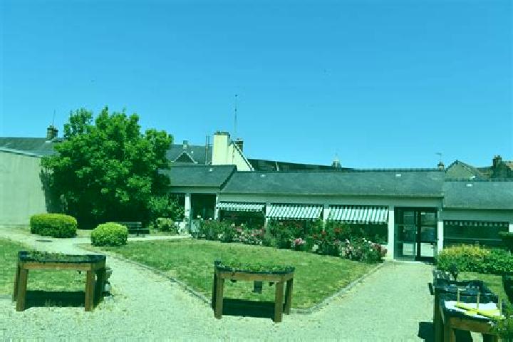 escort Oulchy-le-Chateau