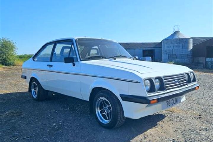 escort Pacanow
