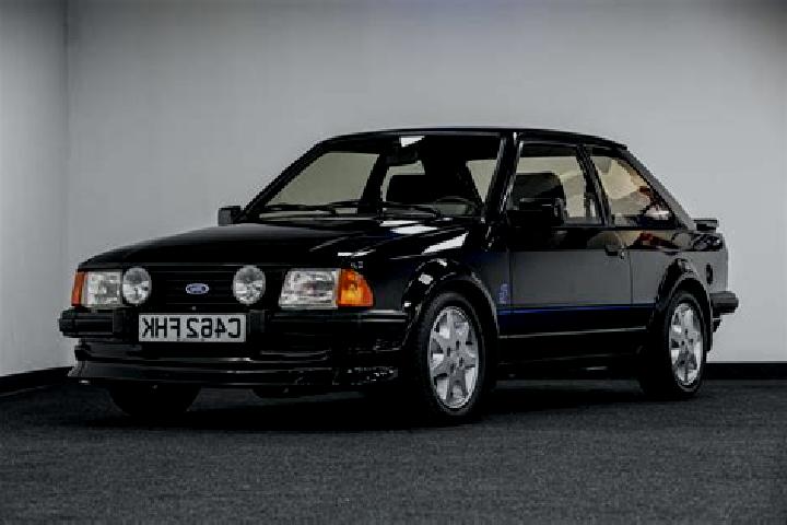 escort Padstow