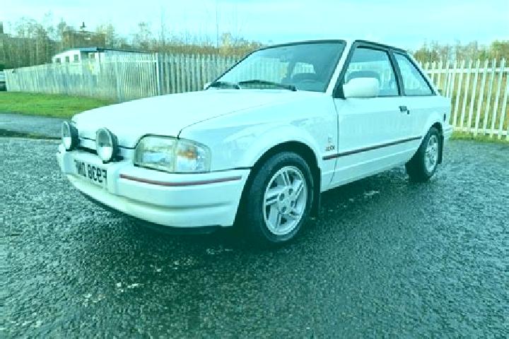 escort Paech on-up