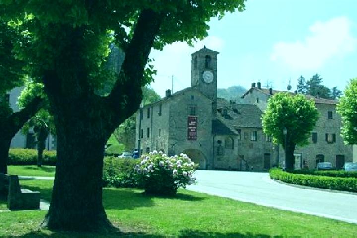 escort Palazzuolo sul Senio