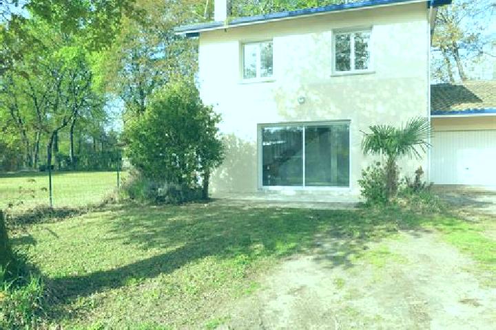 escort Palluau-sur-Indre