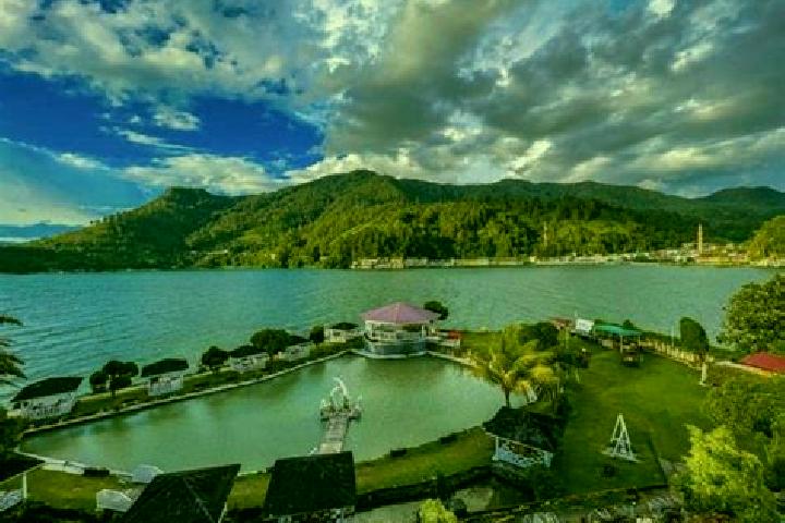 escort Parapat