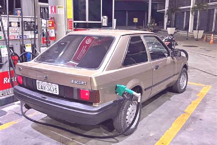 escort Pedro Teixeira