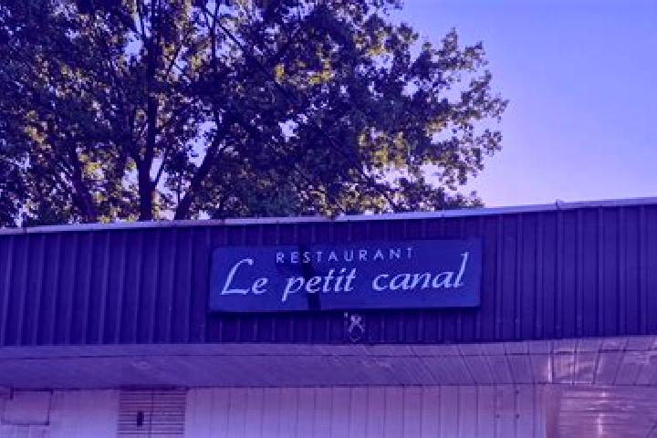 escort Petit-Canal