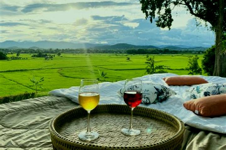 escort Phu Phiang