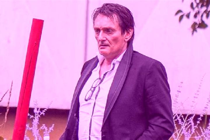 escort Pierre-Chatel